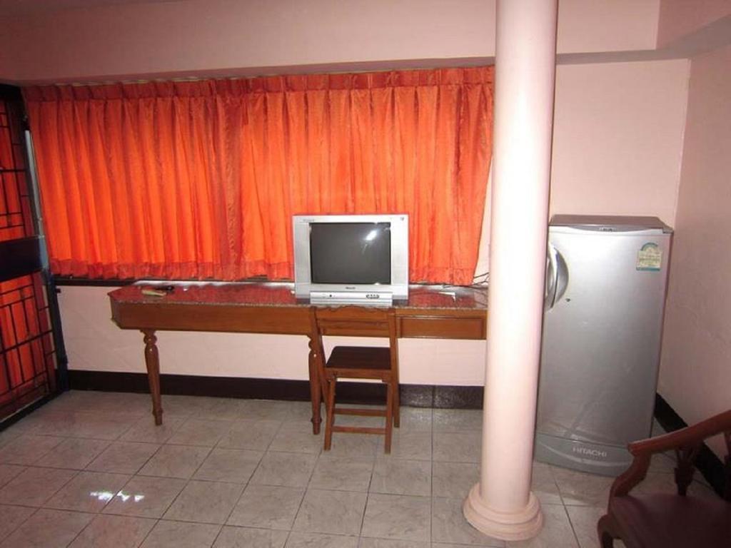 Aa Guesthouse Pattaya Quarto foto