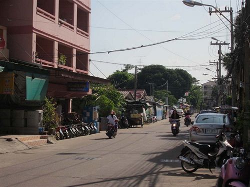 Aa Guesthouse Pattaya Exterior foto